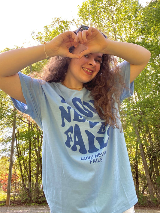 Love Never Fails Preppy Aesthetic Graphic Tee