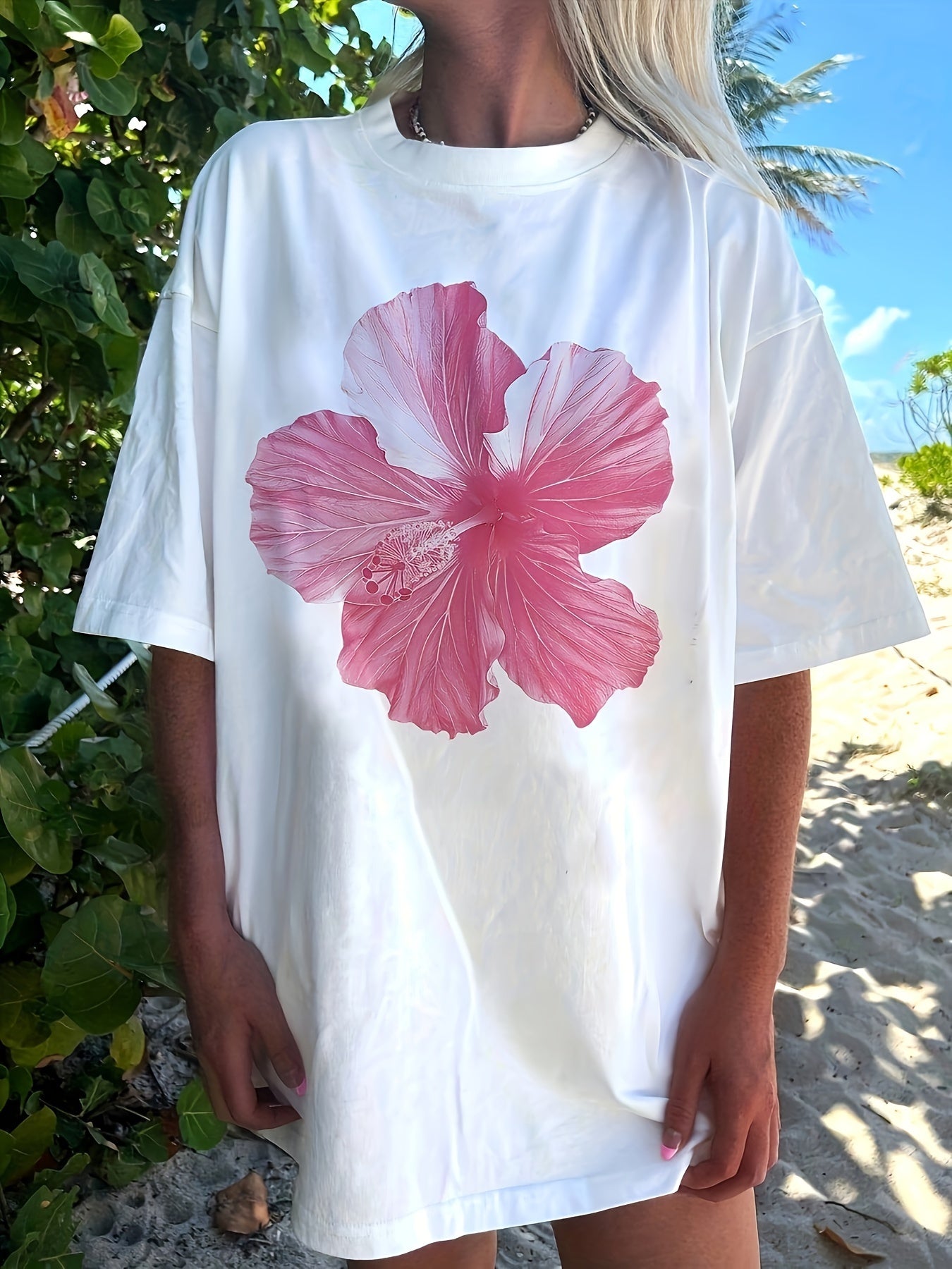 Hibiscus Flower Preppy Aesthetic Graphic T-shirt