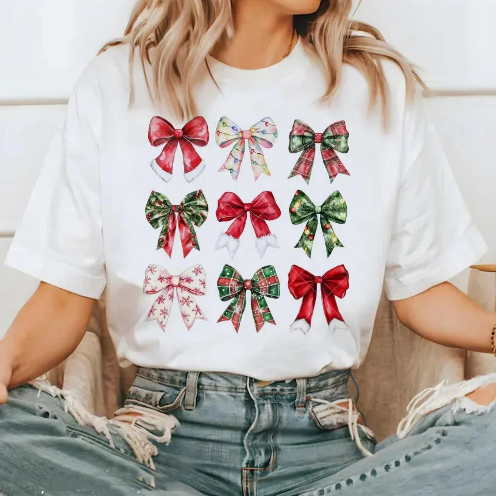 Preppy Aesthetic Coquette Christmas Bow Pattern T-Shirt