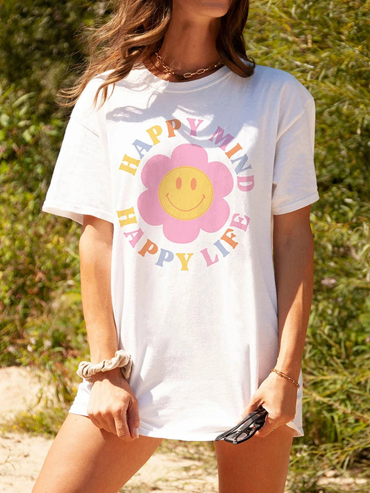 Happy Mind Happy Life Preppy Aesthetic Smiley Face Flower Graphic T-Shirt