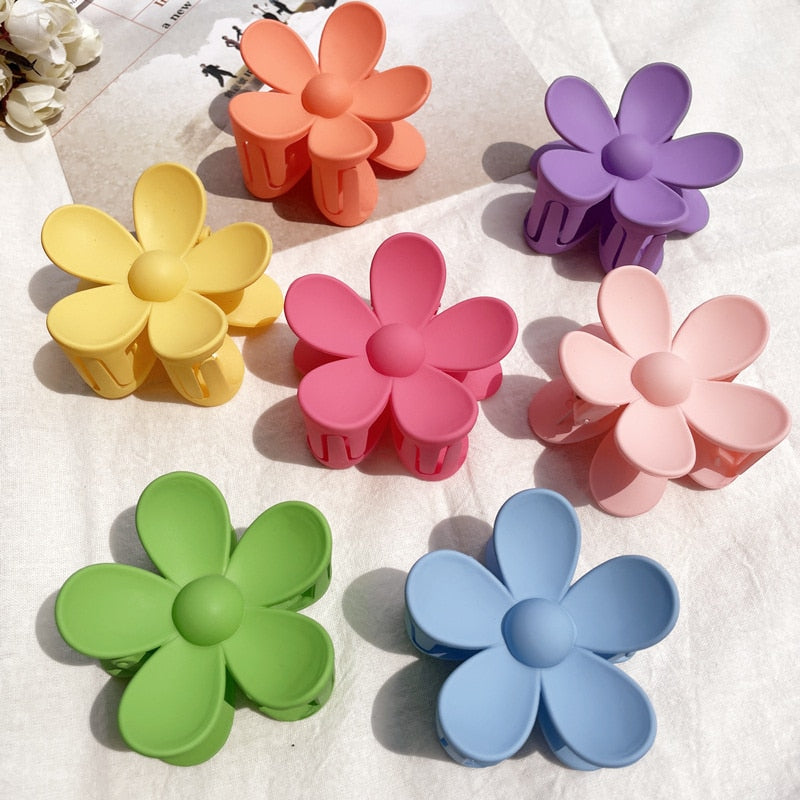Preppy Aesthetic Flower Hair Claw Clips – The Preppy Place